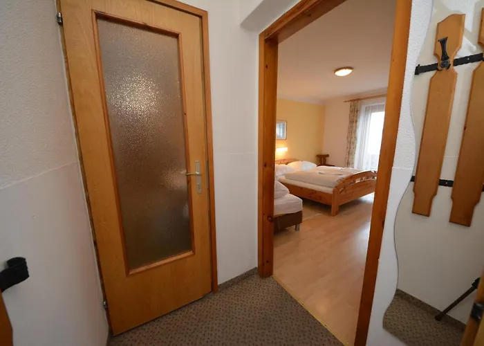 Haus Kleineisen By Chatel Reizen *